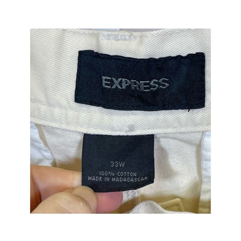 Express, Cargo Shorts. Size 33W. In excellent condition! - Picture 5 of 6